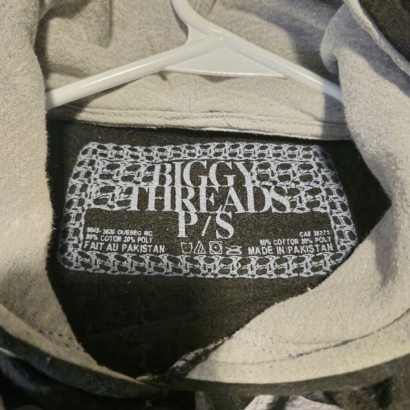 Worldwide Biggie Threads Tupac Hoodie - Picture 4 of 4